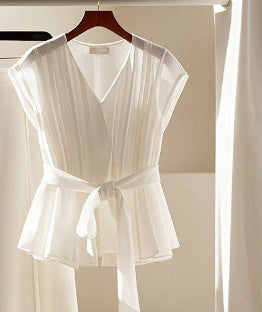 Fashionable French White Top With Temperament Slimming Two-piece Pants